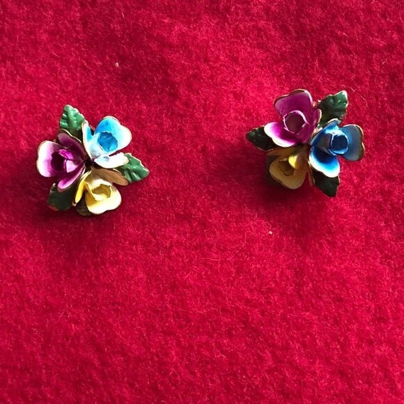 Vintage Enameled Earrings - Picture 4 of 7